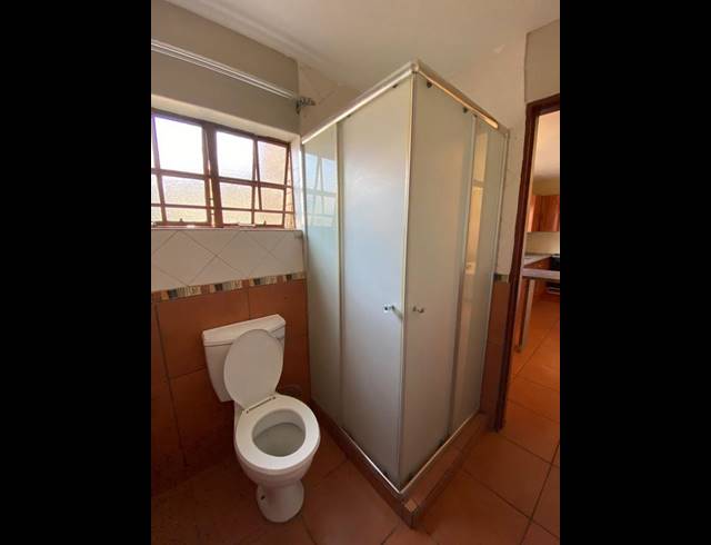 2 BEDROOM PROPERTY TO RENT IN DIE BULT